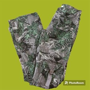 PACSUN CAMO LOW RISE CARGOS